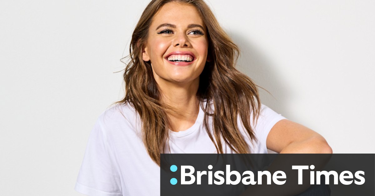 TV host Lucia Hawley's worst fashion mistake - Vimarsana News