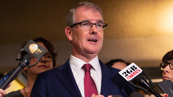 Michael Daley toured Surry Hills and spoke about the Sydney light rail project and its effects on the community.