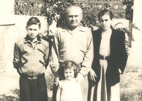 Boris Frankel (left), his father Abraham, and his two sisters, Genia and Maya (front) in the Soviet Union in 1958.