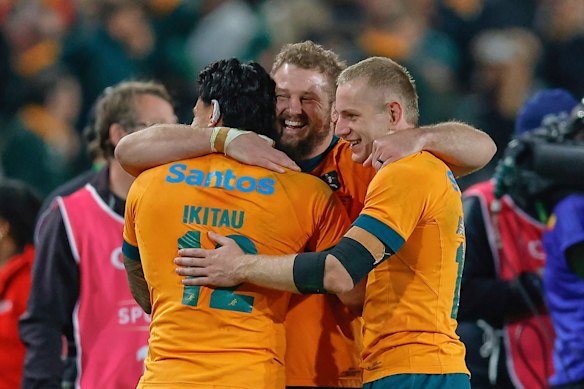 The Wallabies celebrate a remarkable victory against South Africa in Johannesburg in 2025.