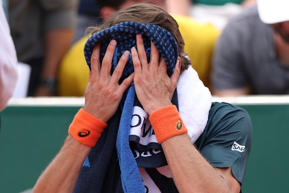 Disappointed Demon: Alex de Minaur is out of the French Open in the second round.