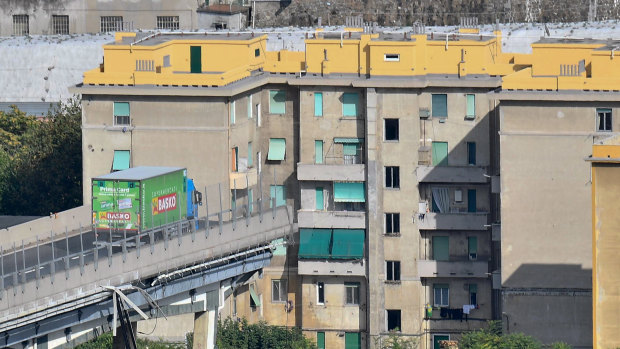 The driver of a Basko supermarket delivery van reacted in time, screeching to a halt just short of the drop.