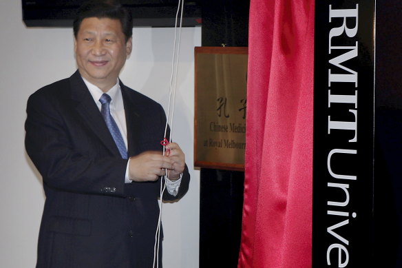 China’s then-Vice President Mr Xi Jinping officially opens RMIT’S  Chinese Medicine Confucius Institute on June 20, 2010, at its Bundoora Campus in Victoria.