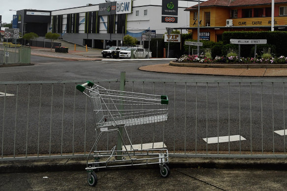 One correspondent asks why supermarkets don’t so more to retrieve their abandoned shopping trolleys. 