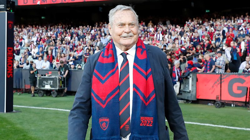 Ron Barassi immortalised as road outside MCG renamed in his honour