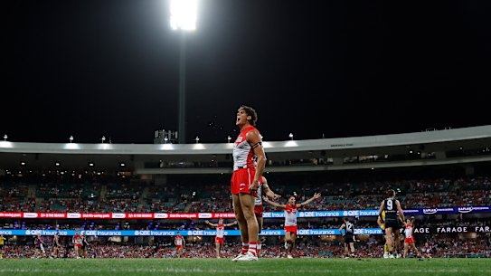 Charlie Curnow of the Swans celebrates a goal on Thursday night. 