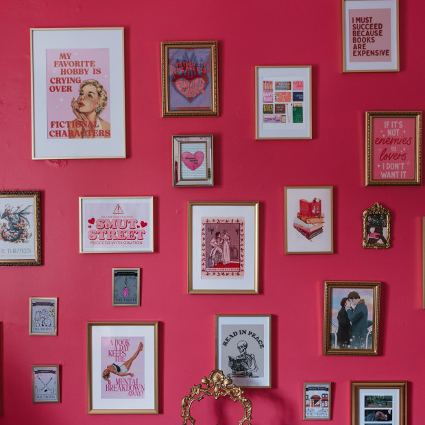 Inside Sydney’s Romancing the
Novel bookshop, which sells only
romance novels. Despite paying
high rent, owner Scarlett Hopper
says “the return has been so good.”