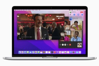SharePlay let’s you sync up media between friends while on a FaceTime call.