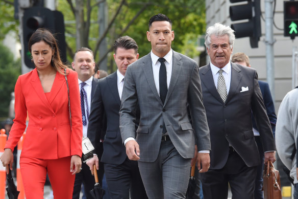 Folau and wife Maria during his case against Rugby Australia in 2019.