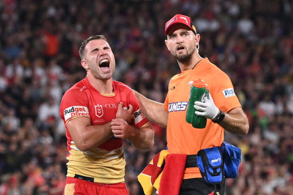 Sean O’Sullivan left the field in pain in Friday night’s loss to the Broncos, and will miss between 12 and 16 weeks, meaning he will not return before the end of June, at the earliest.