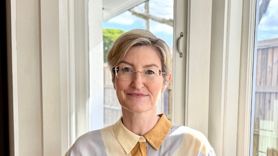 Olivia Donaghy es psicóloga, investigadora y directora clínica de Gender Health Australia. Ayudó a establecer la primera clínica de género para niños trans en Queensland en 2016 y actualmente se desempeña como coordinadora estatal del servicio.