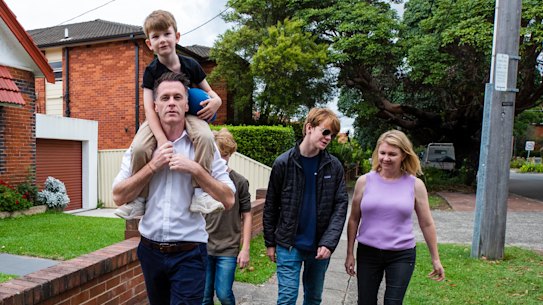 NSW Premier-designate Chris Minns with his family 