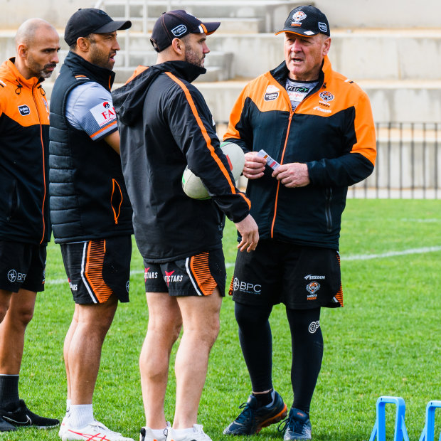 Tim Sheens with Benji Marshall and Robbie Farah.