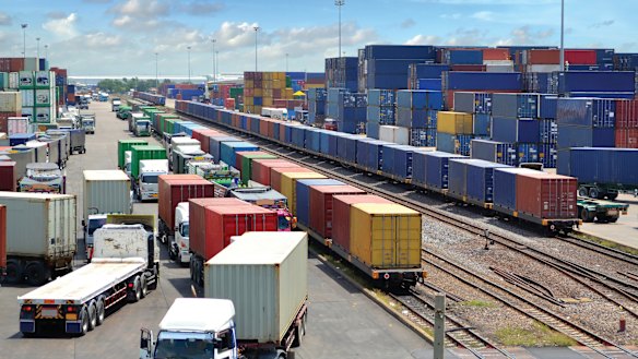 An artist’s render of the proposed Beveridge Intermodal Freight Terminal, where containers travelling south on the Inland Rail would be loaded onto trucks.