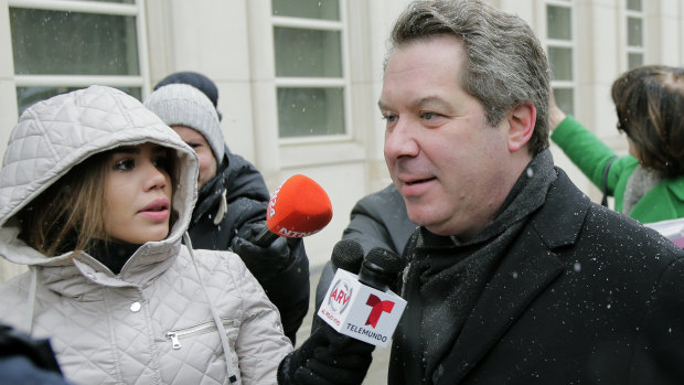 Jeffrey Lichtman, centre, a defence attorney for Joaquin "El Chapo" Guzman, arrives at federal court in New York.