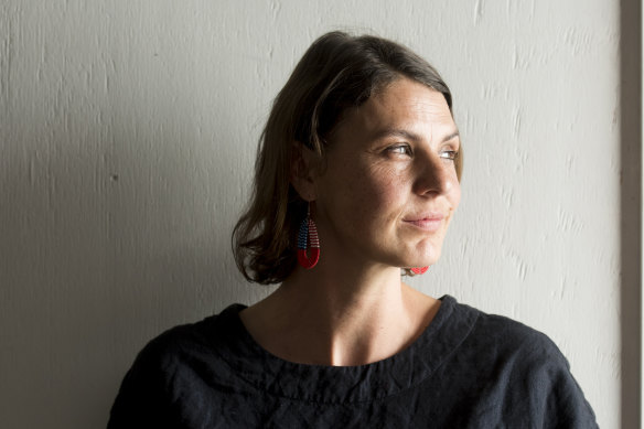 Anna Krien is a writer who questions herd thinking and is unafraid to rail against indifference.