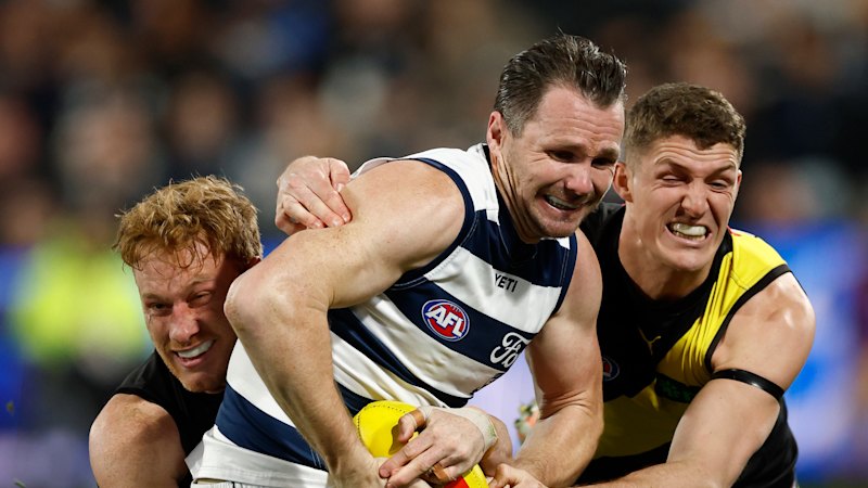 AFL LIVE: Geelong and Adelaide on the front foot as the race for finals spots ignites
