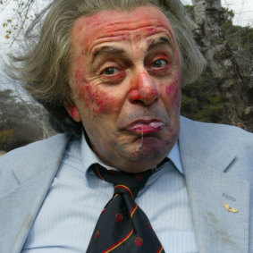 Artfully stained, Sir Les Patterson.