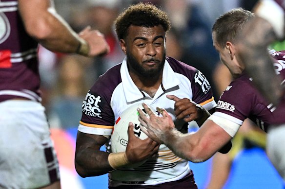 Ezra Mam on the attack against Manly.