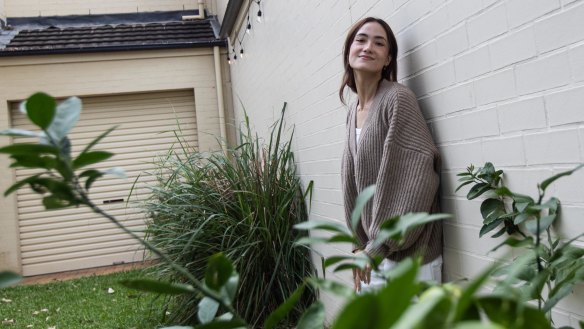 Dani Johnson at her sister’s home in Newington, New South Wales, Saturday, 20 April 2024. Danielle and her partner have spent 18 months looking for a home to no avail because of tough market conditions.  Photo: Sam Mooy / The Sydney Morning Herald
