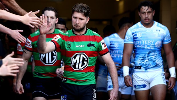 Arrow, Rabbitohs'ı Titans'a karşı sahaya çıkarıyor