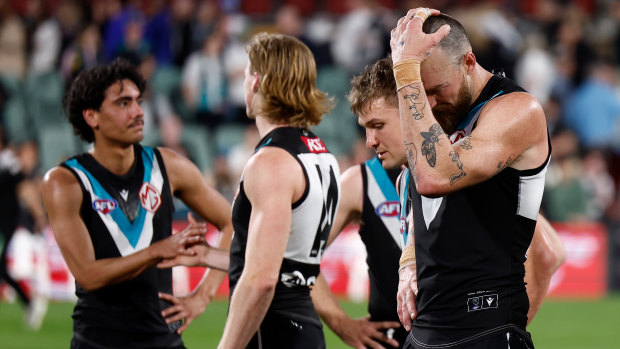 Butters learns results of scans, no certainty for Port’s semi-final