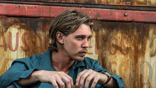 Austin Butler plays Henry Thompson, a former baseballer turned barkeep on the Lower East Side.