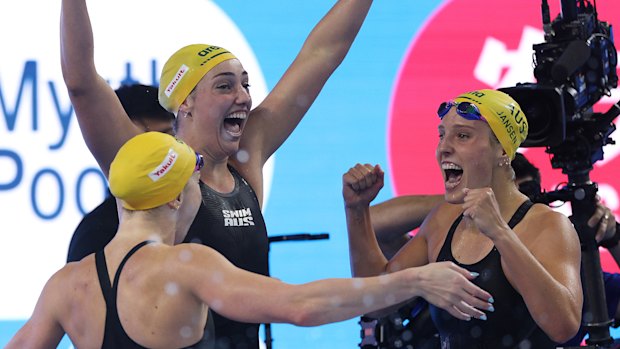 Mollie O’Callaghan, Meg Harris and Milla Jansen celebrate.