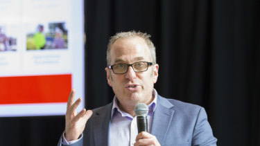 Australia Post Looks At Delivering Seven Days A Week As Online Demand Breaks Records