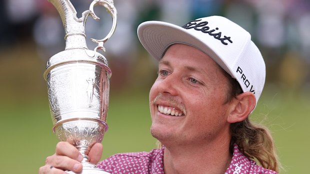 Cameron Smith and the famous Claret Jug.