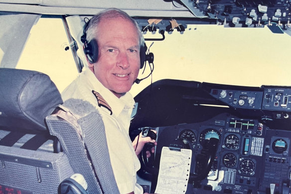Norm Field Qantas pilot held in high regard.