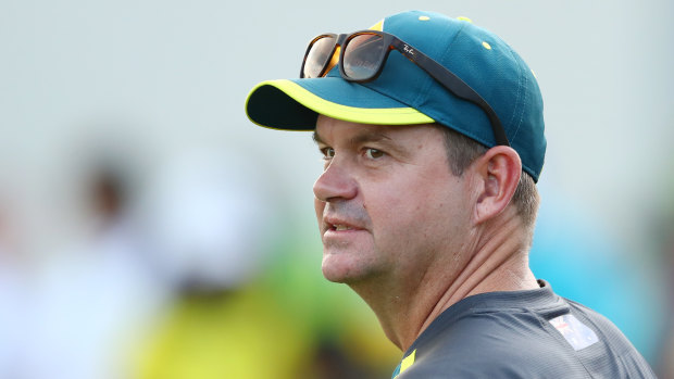 Australian women's coach Matthew Mott a signed a new deal.