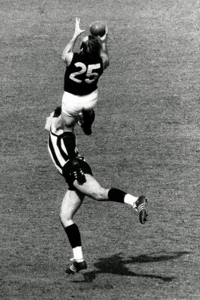 Alex Jesaulenko’s famous mark for Carlton in the 1970 VFL grand final win over Collingwood.