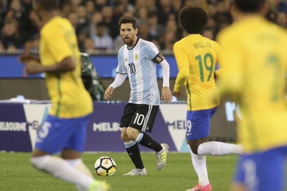 Lionel Messi playing at the MCG in 2017.