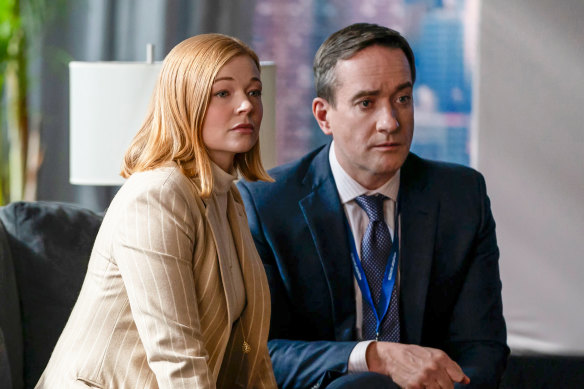 Sarah Snook (as Shiv Roy) and Matthew Macfadyen (as Tom Wambsgans) in Succession.