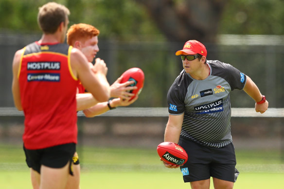 Gold Coast coach Stuart Dew is set to sign a new deal with the club.