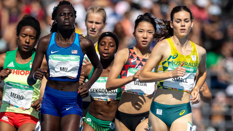 Small finished her 800m race in a time of 2:04.76.