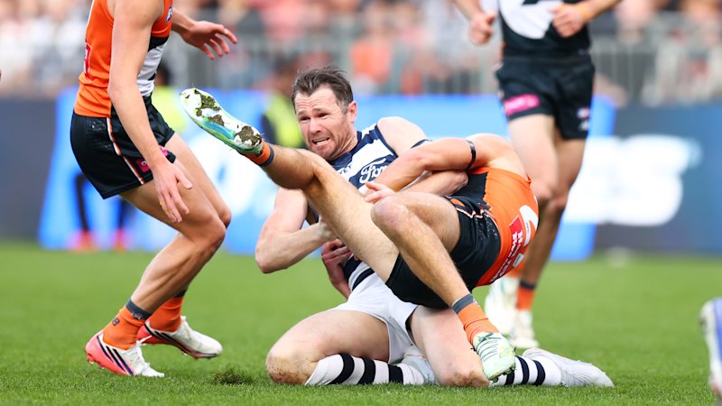 AFL LIVE: Jeremy Cameron thrown into shock new role as Cats lead Giants; Jack Crisp not cited for Blamires clash
