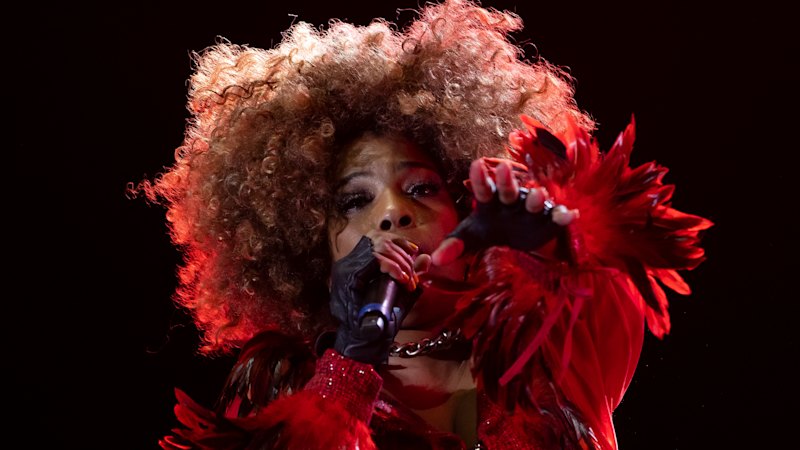 Macy Gray concert at Arts Centre cancelled as staff prepare to strike