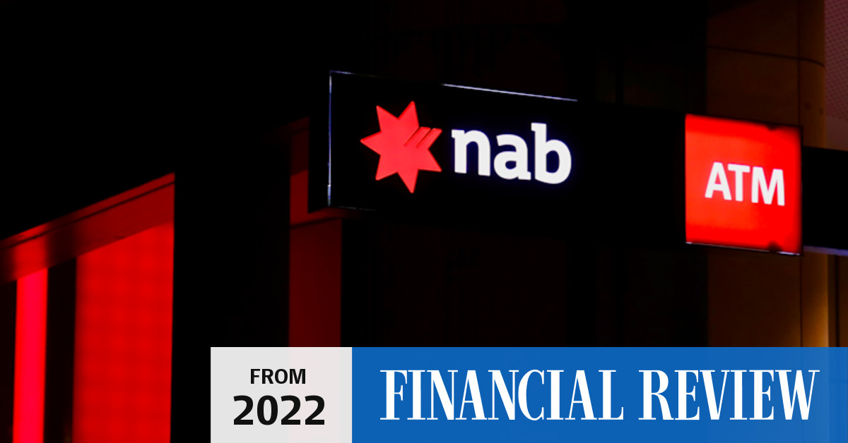 NAB offers 5pc pay rises and extra week leave
