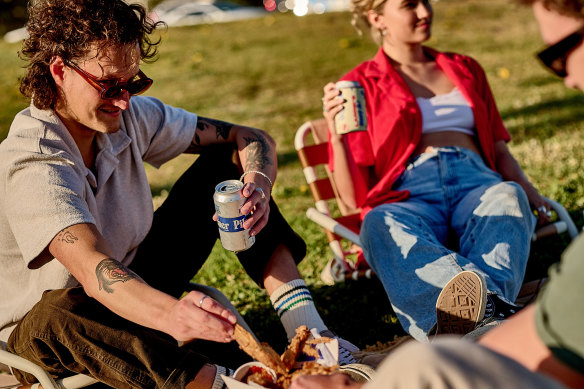 Borrow a picnic blanket at Larrie’s, Merewether.