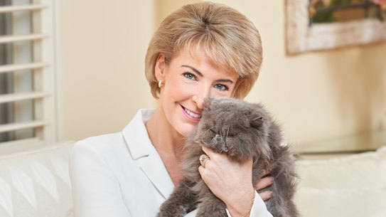 Cash, who suffers from rheumatoid arthritis, says that after losing her sister Joanna to cancer, she’ll “never complain again”.