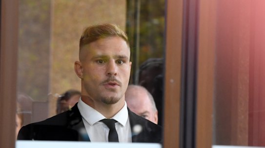 The way in which Dragons forward Jack de Belin has been backed into a corner has been a disgrace.