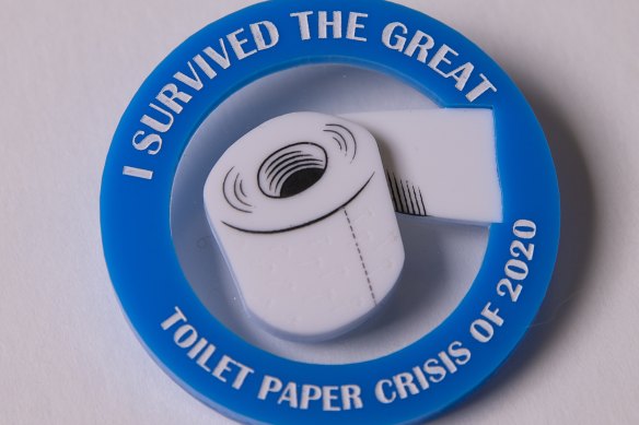 A badge collected by Museums Victoria.