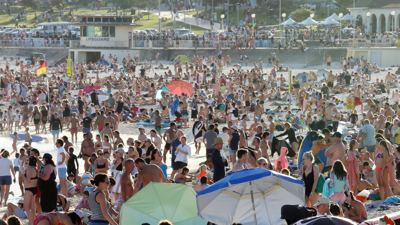 People On Bondi Beach Win The Selfish And Stupid Award