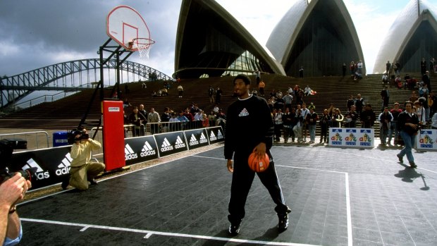 Still relatively unknown, Bryant held camps in Sydney and made a promotional appearance at the Opera House back in August, 1998.