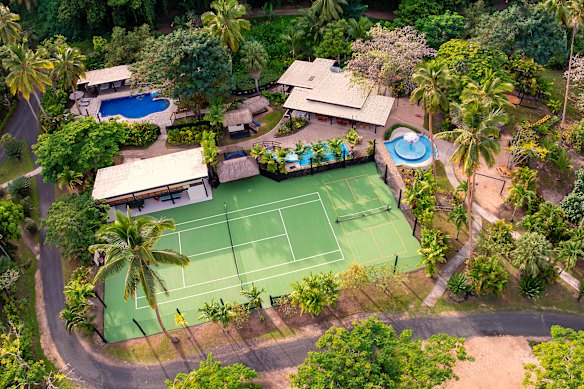 The Bula Club.