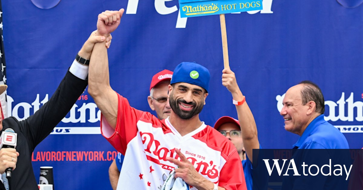 Could you eat 60 hot dogs in 10 minutes? One Aussie is about to try