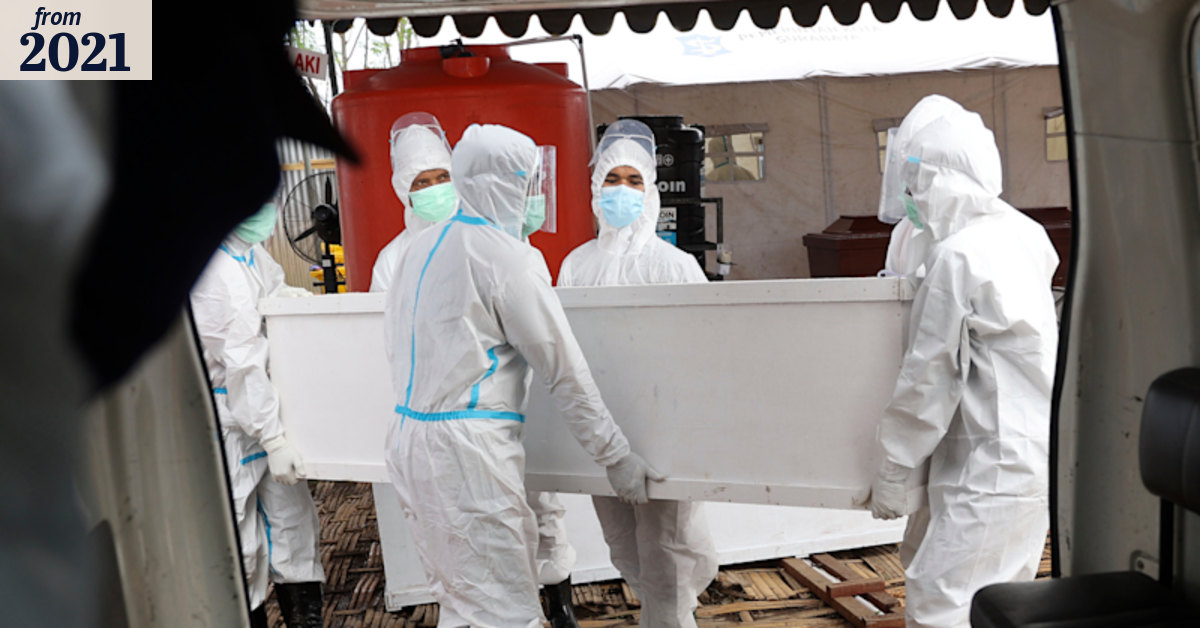 COVID global death toll tops 5 million in less than 2 years