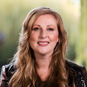 Andrea Myles tried her luck as 'Andrew' - with astonishing results.